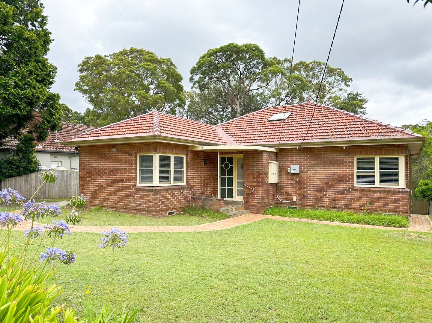 3 bedrooms House in 1 Cook Road LINDFIELD NSW, 2070