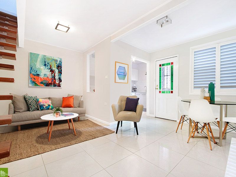 1 bedrooms Apartment / Unit / Flat in 6/40 Campbell Street WOLLONGONG NSW, 2500