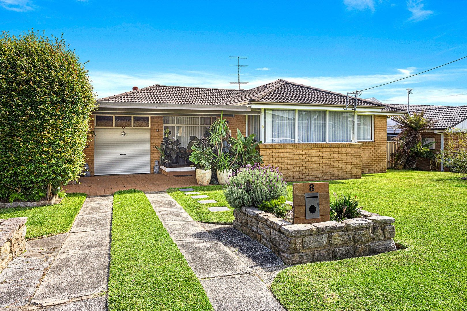8 Doris Avenue, Woonona Property History & Address Research Domain