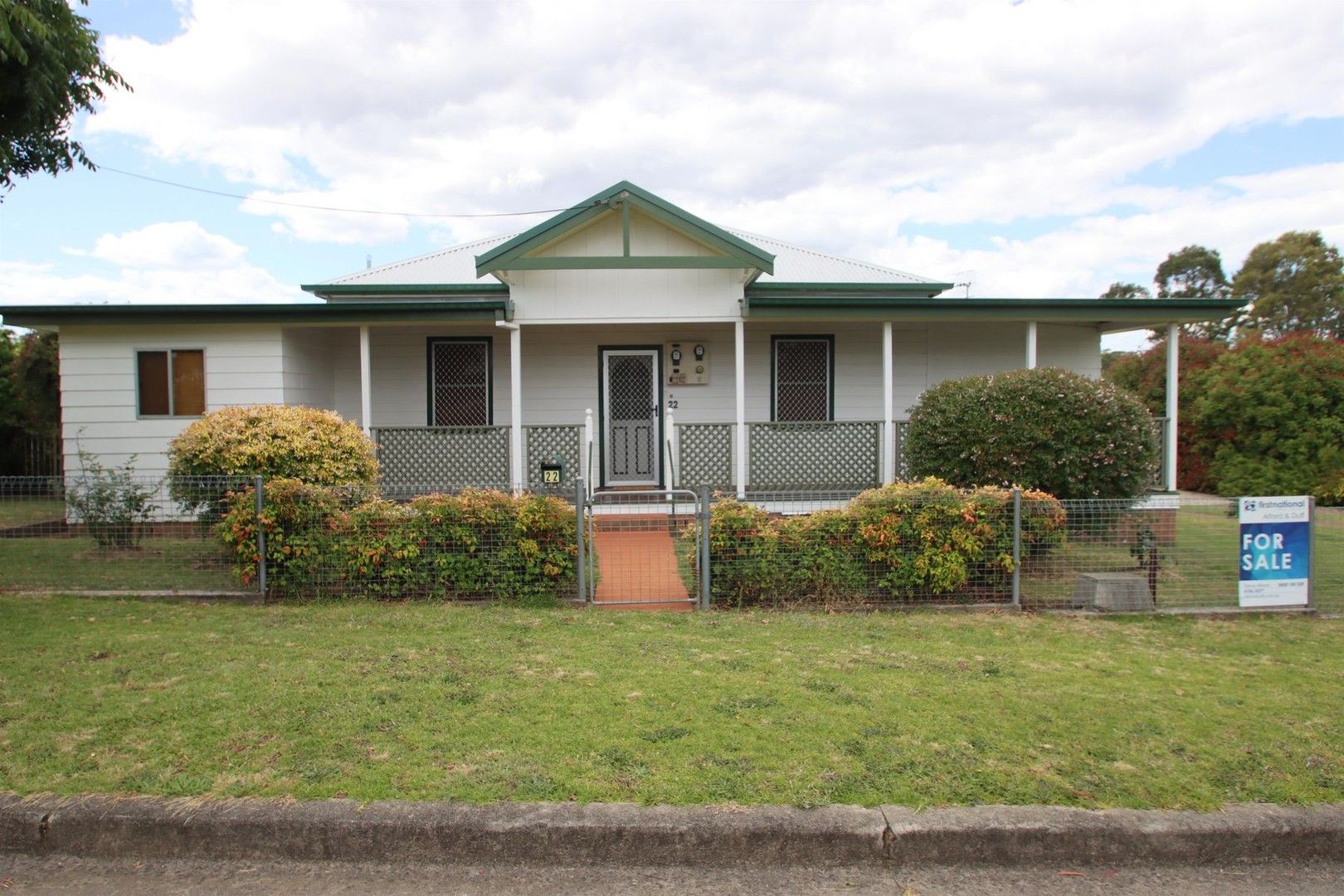 22 Molesworth Street, Tenterfield NSW 2372, Image 0