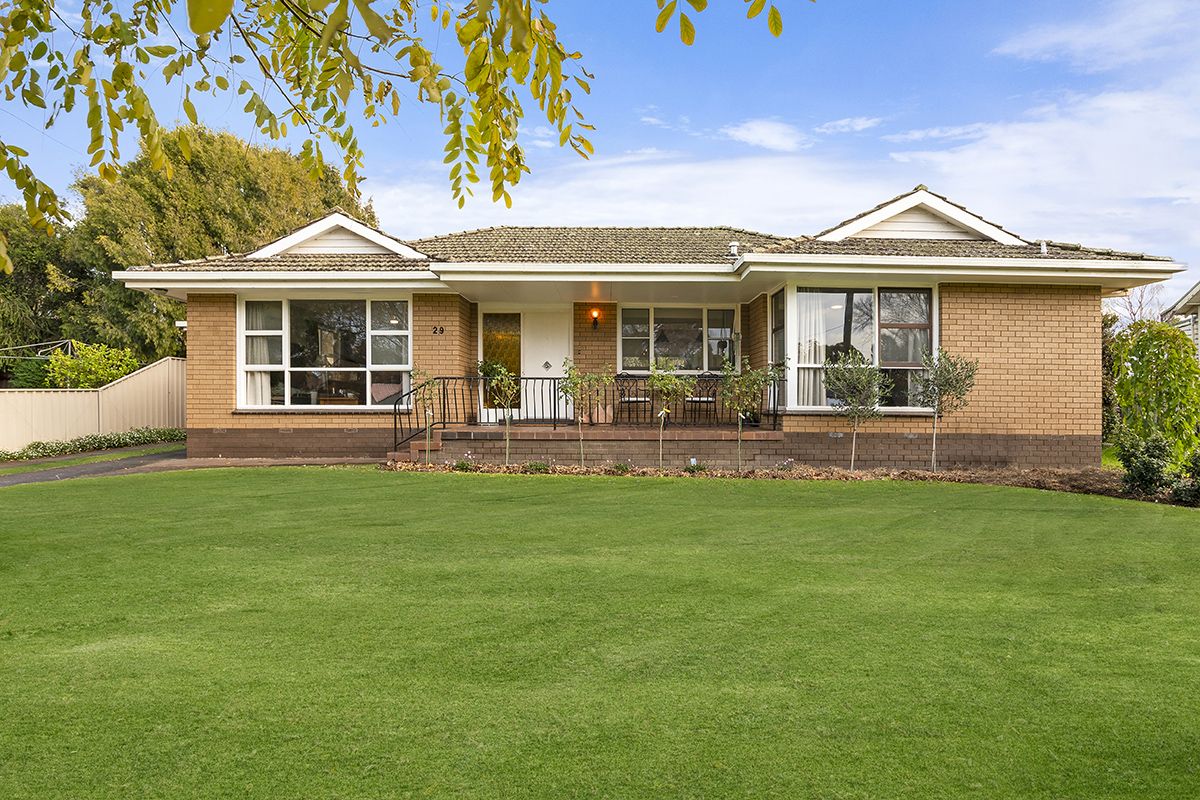 3 bedrooms House in 29 Alexandra Parade HAMILTON VIC, 3300