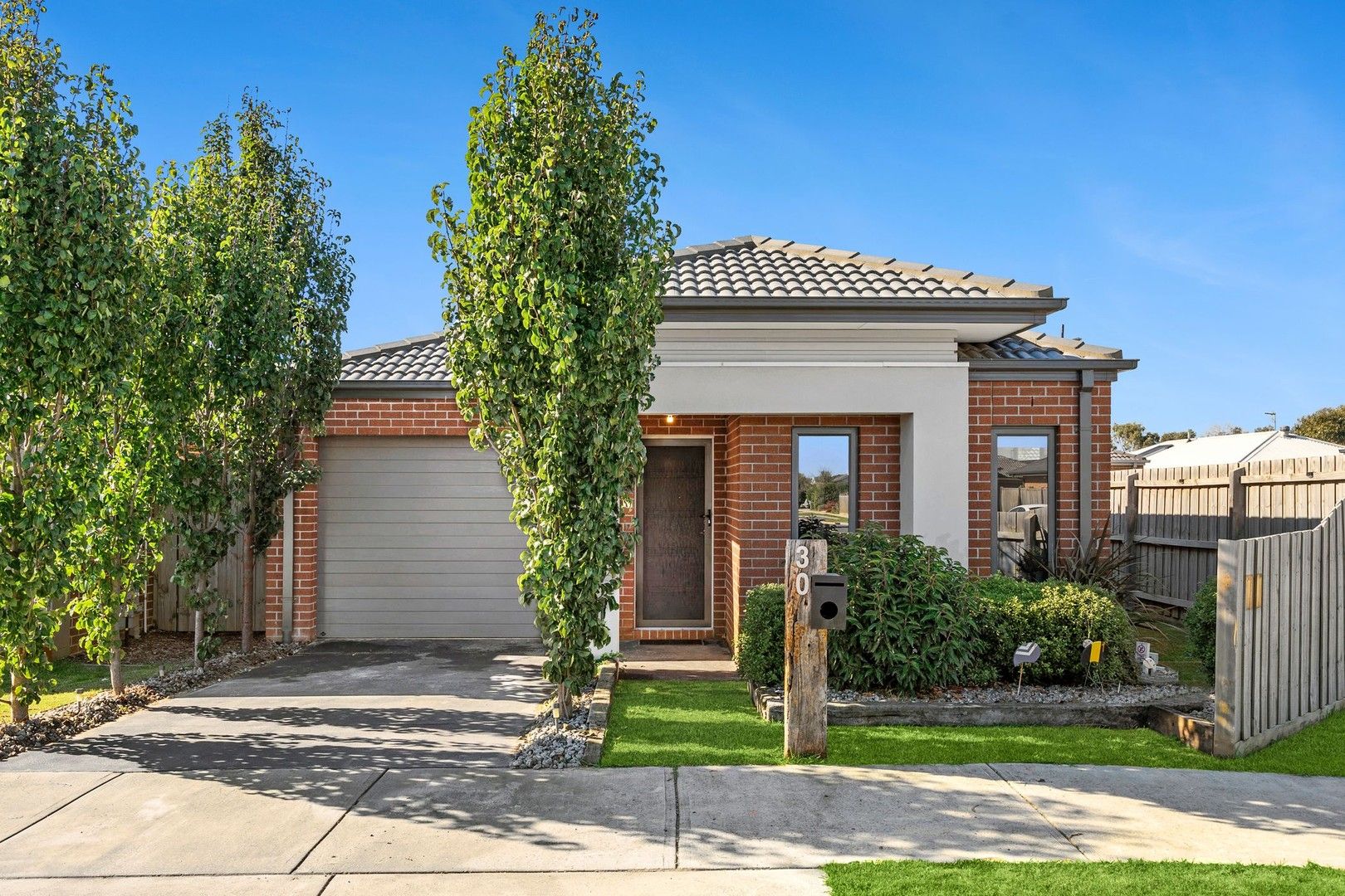 30-32 Trinity Way, Armstrong Creek VIC 3217, Image 0