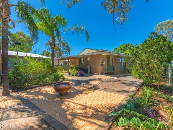 9 Grant Road, Larapinta NT 0875