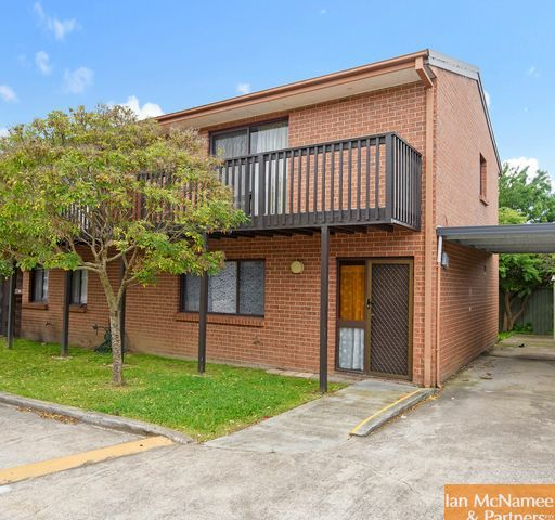 12/15 Charles Street, Queanbeyan NSW 2620