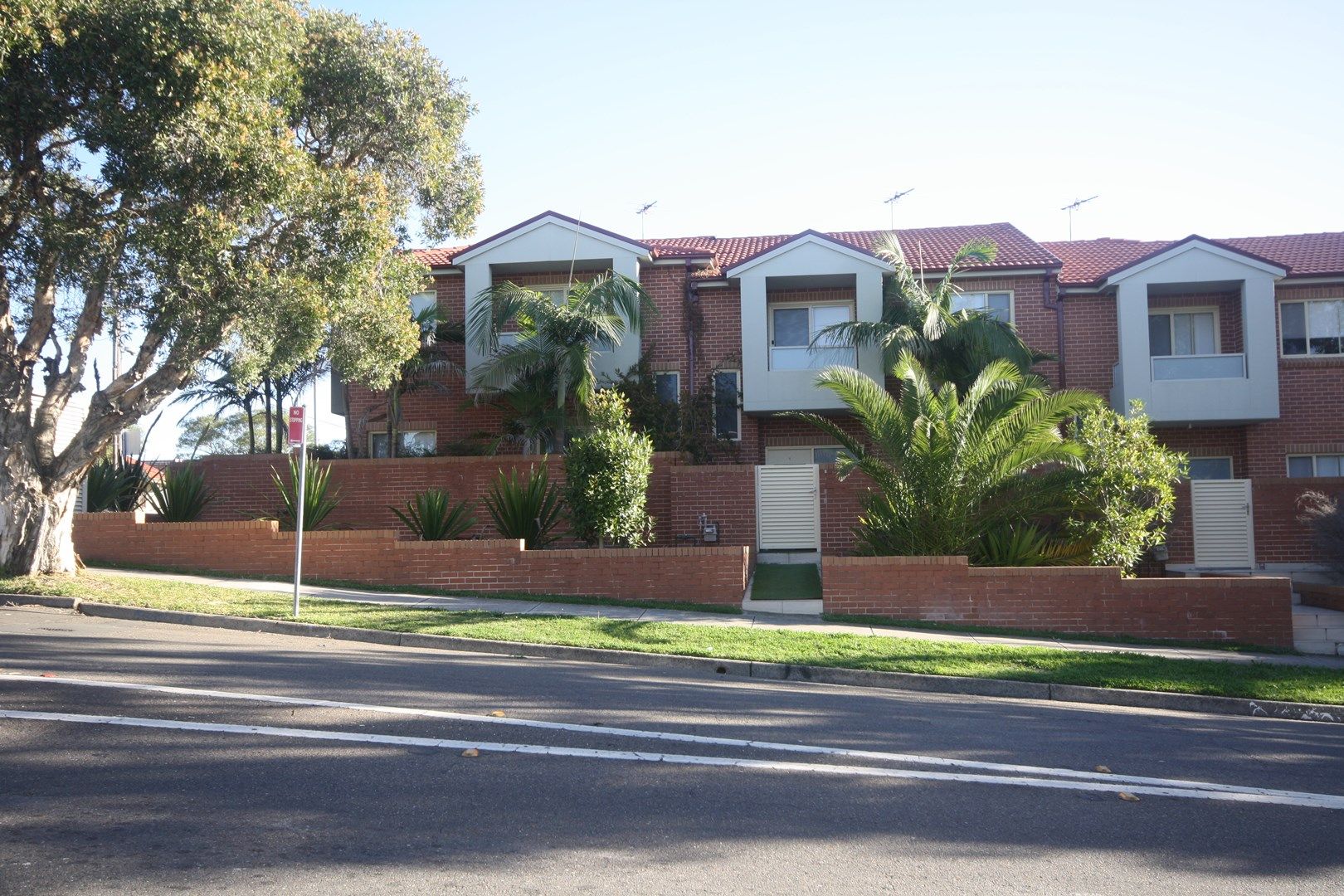 2/121-123 Evaline Street, Campsie NSW 2194, Image 0