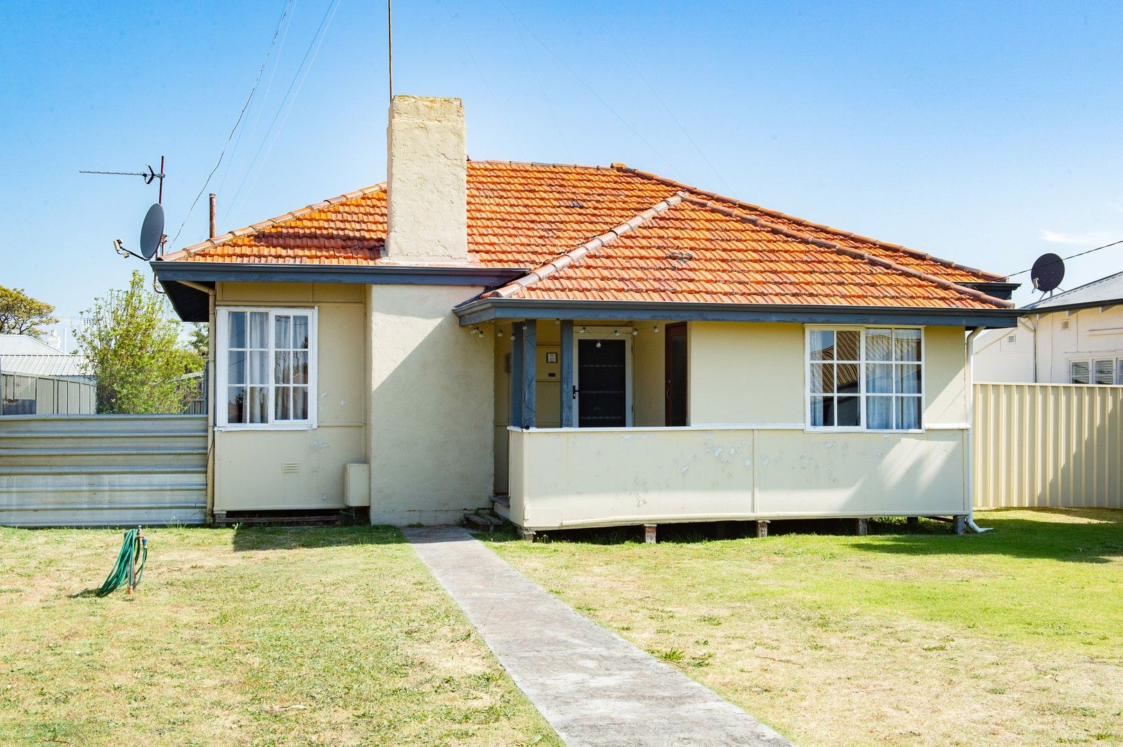 3 bedrooms House in 5 Paisley Street SOUTH BUNBURY WA, 6230