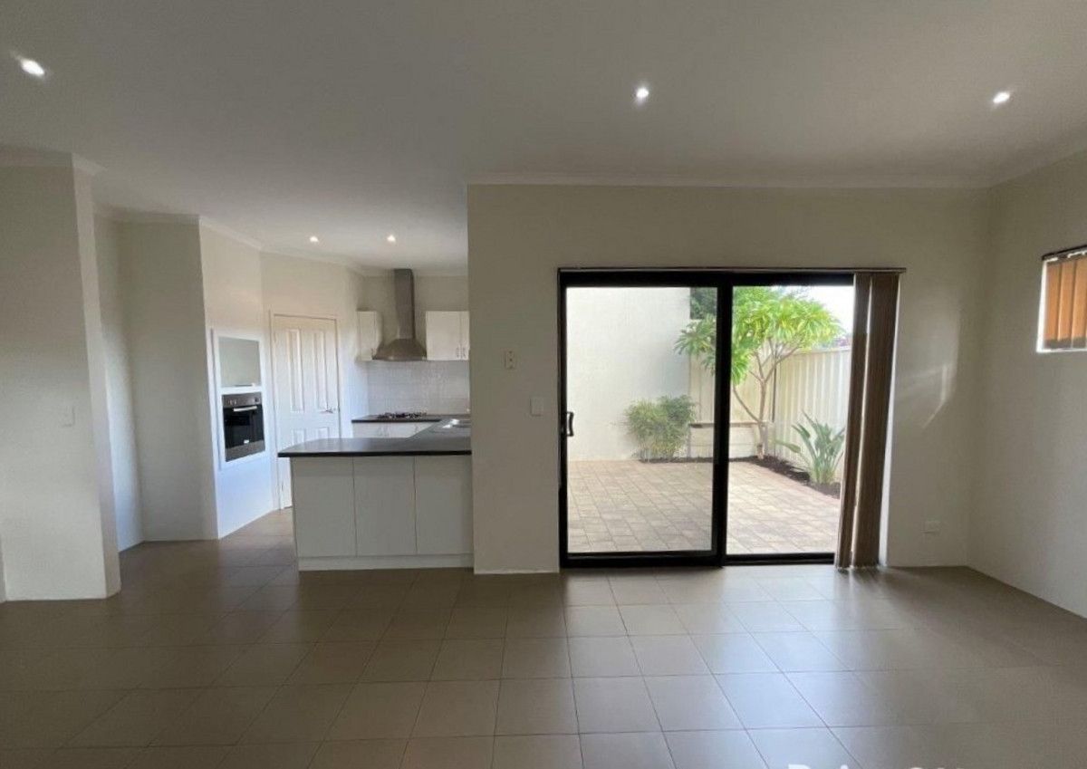 20D Lanyon Street, Mandurah WA 6210 Apartment For Rent Domain