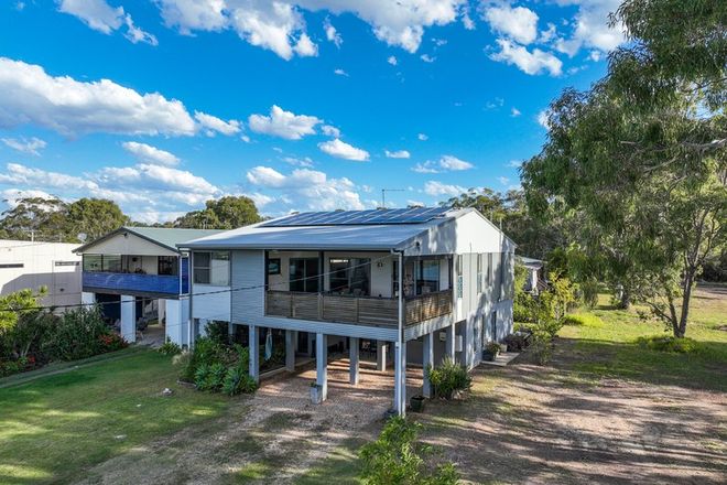 Picture of 9 Schooner Street, RUSSELL ISLAND QLD 4184