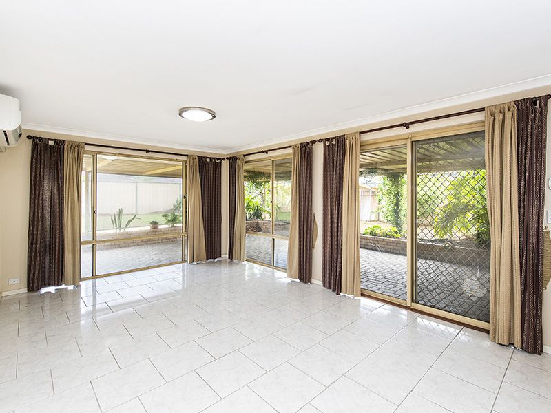 4 Tobin Place, Withers WA 6230, Image 1