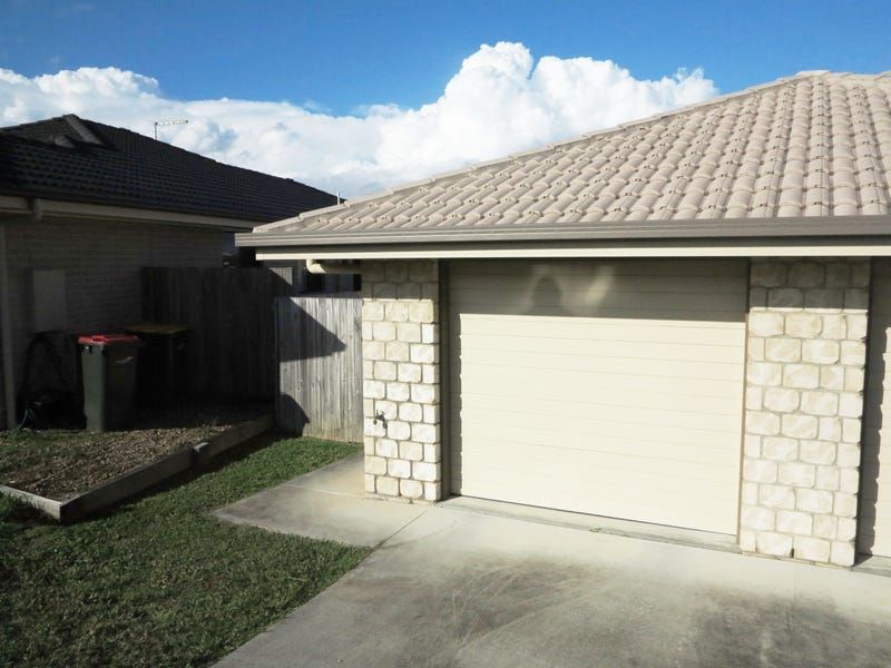 2 bedrooms Duplex in 6B Morris Court WARNER QLD, 4500