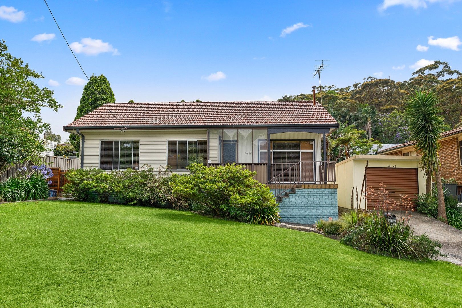 3 bedrooms House in 64-66 Parkes Street HELENSBURGH NSW, 2508