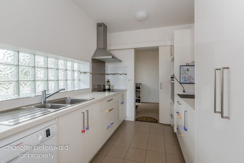 6/10 Ellerslie Road, Battery Point TAS 7004, Image 2