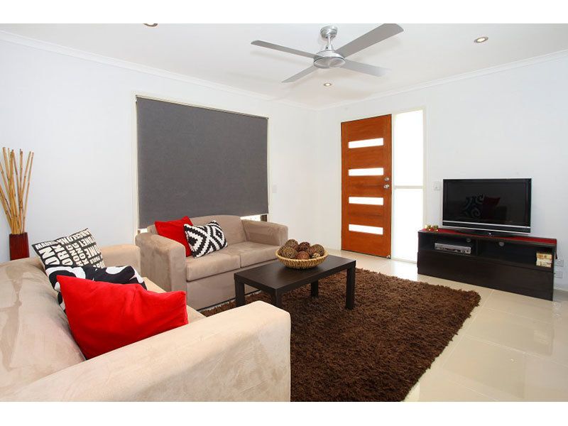 1/7 Wirth Terrace, HIGHLAND PARK QLD 4211, Image 2