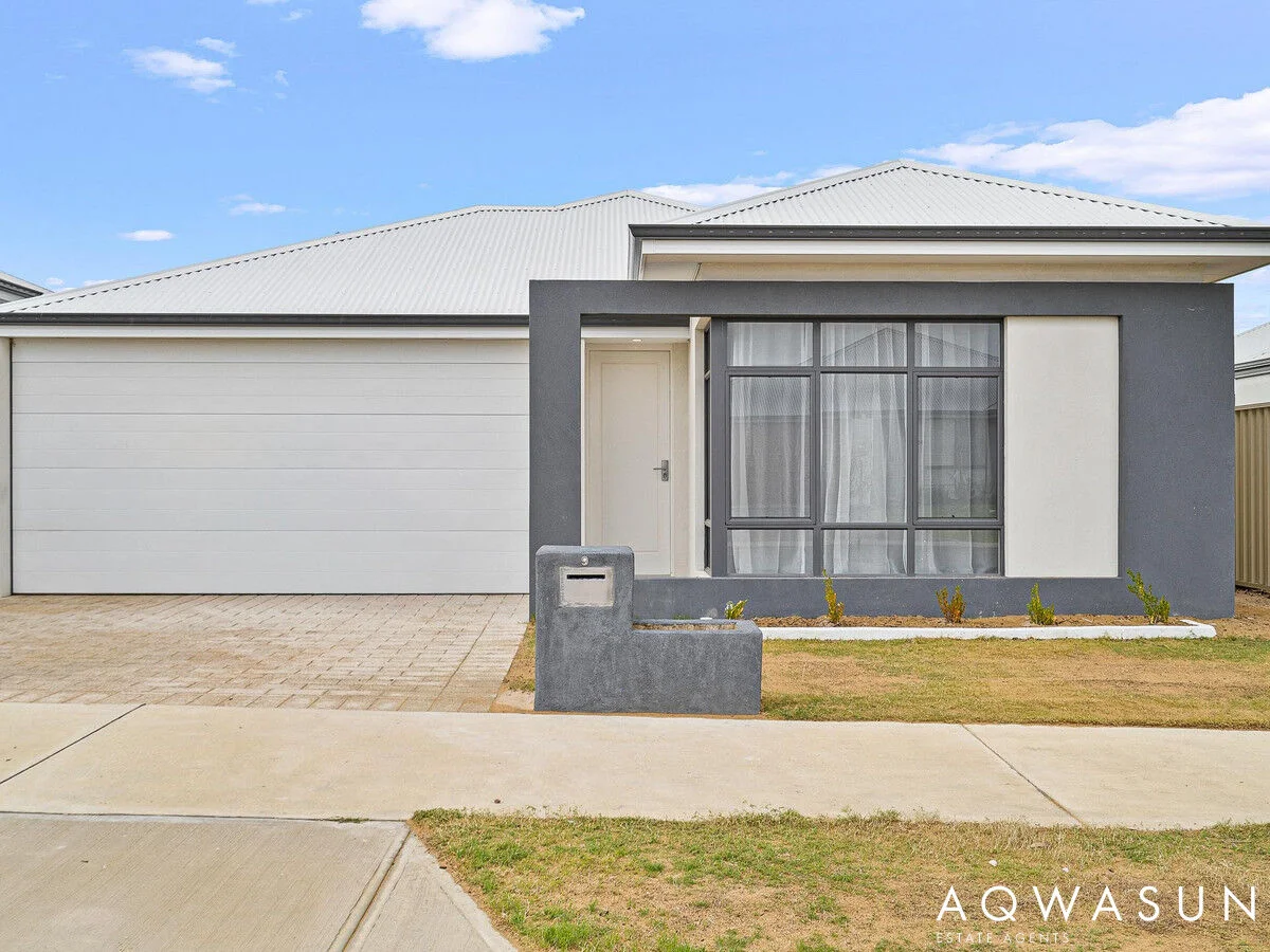 9 Caledon Street, Golden Bay WA 6174
