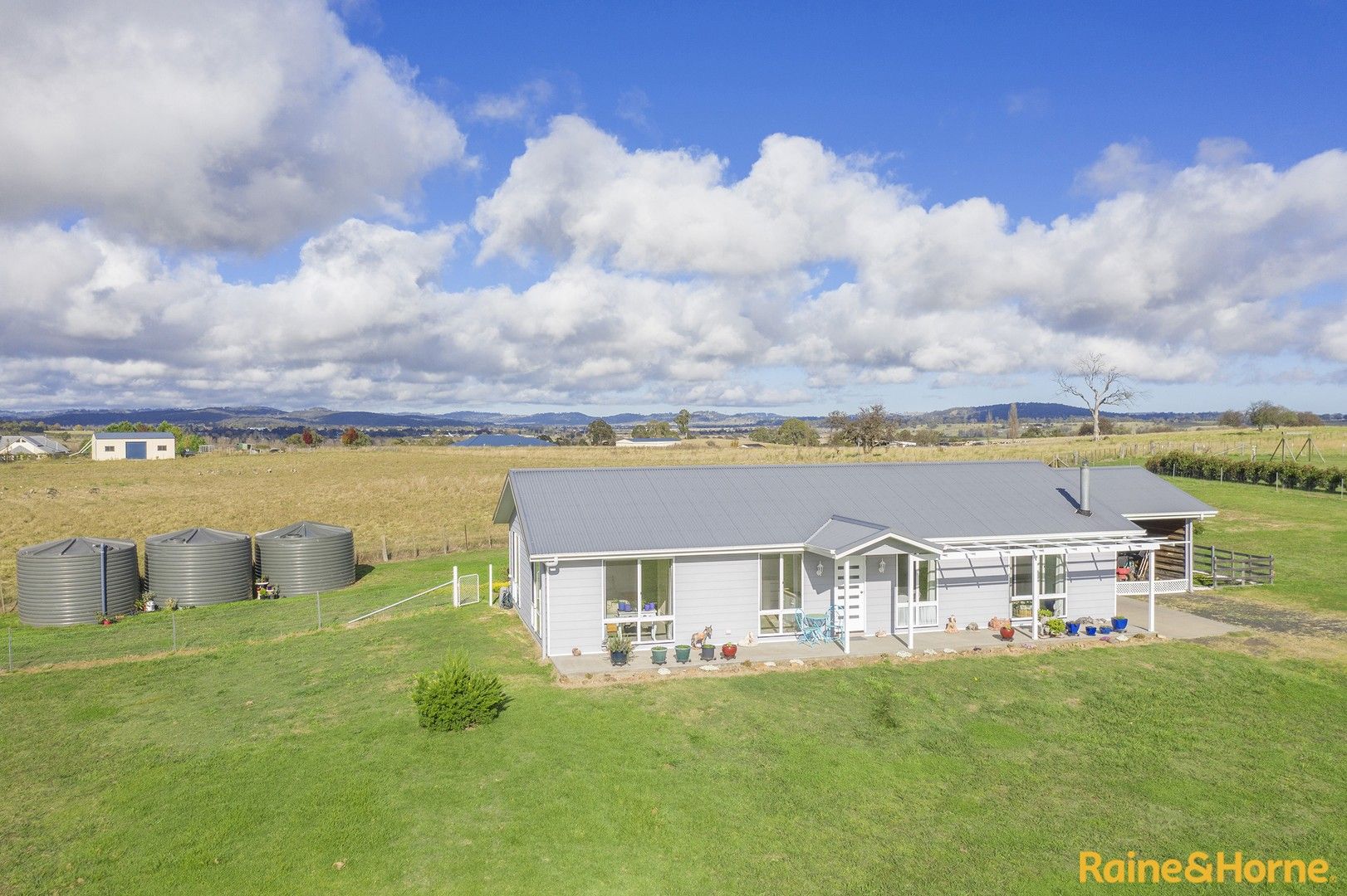 49 Galloway Place, Glen Innes NSW 2370, Image 0