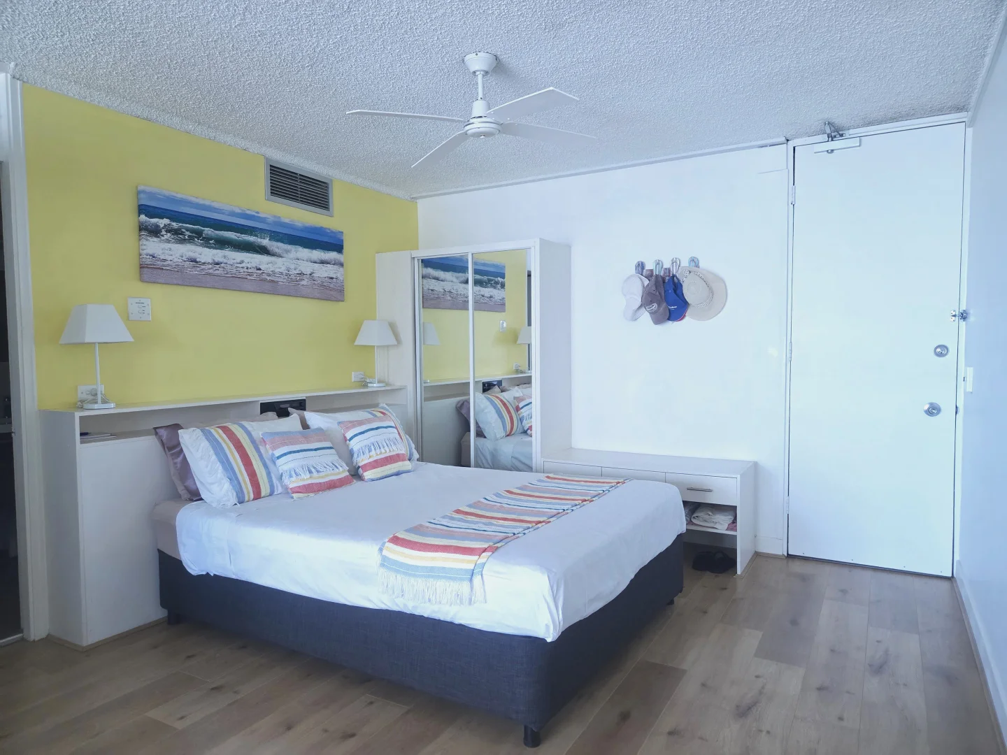 Additional image 7 of 906/44-52 The Esplanade, Surfers Paradise QLD 4217