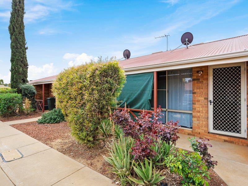 1 bedrooms Apartment / Unit / Flat in 4/32 Shotover Place SOUTH KALGOORLIE WA, 6430