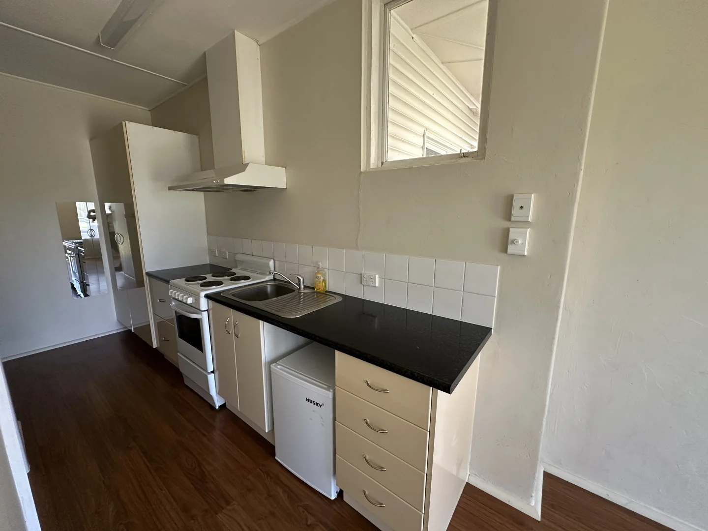 Additional image 5 of 4/8-10 Robertson Street, Tumut NSW 2720