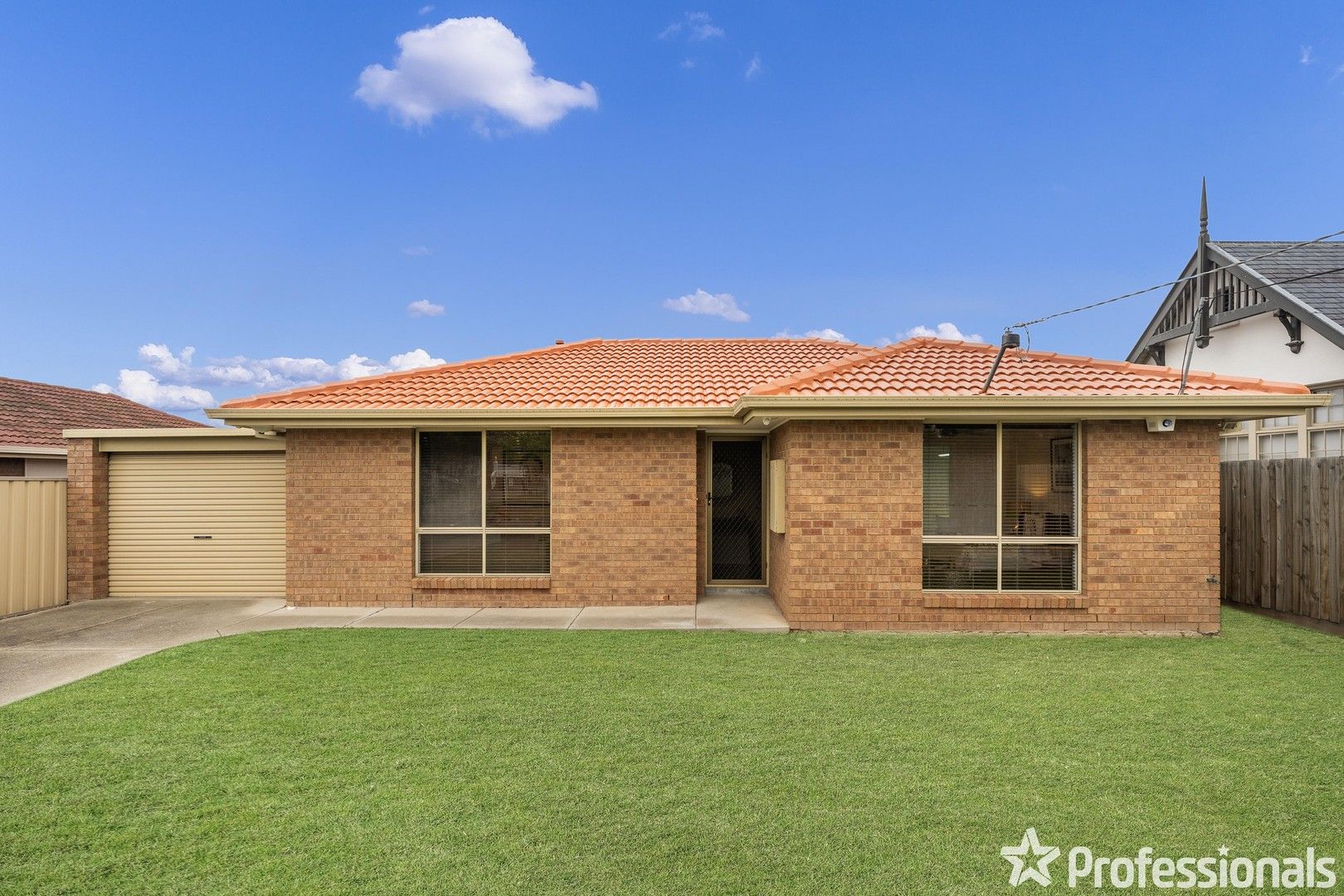 19 Cameron Avenue, Altona Meadows VIC 3028, Image 0