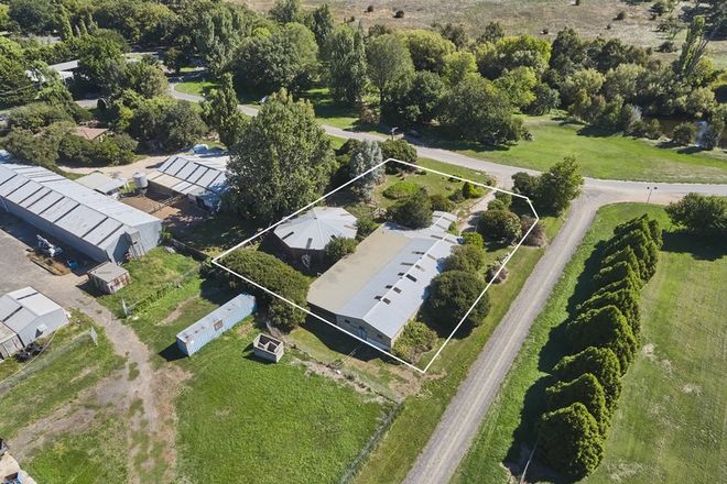 Picture of 38 Campaspe Place, KYNETON VIC 3444