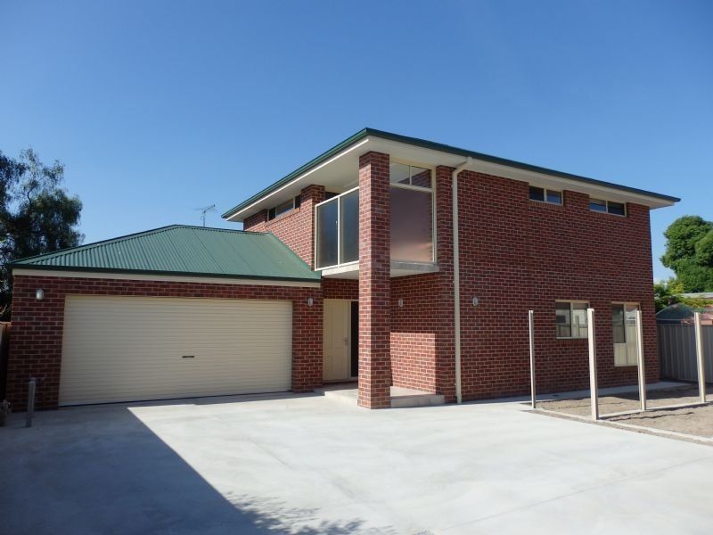 2 46 South Street Wodonga Vic 3690 Townhouse For Rent 410 Domain