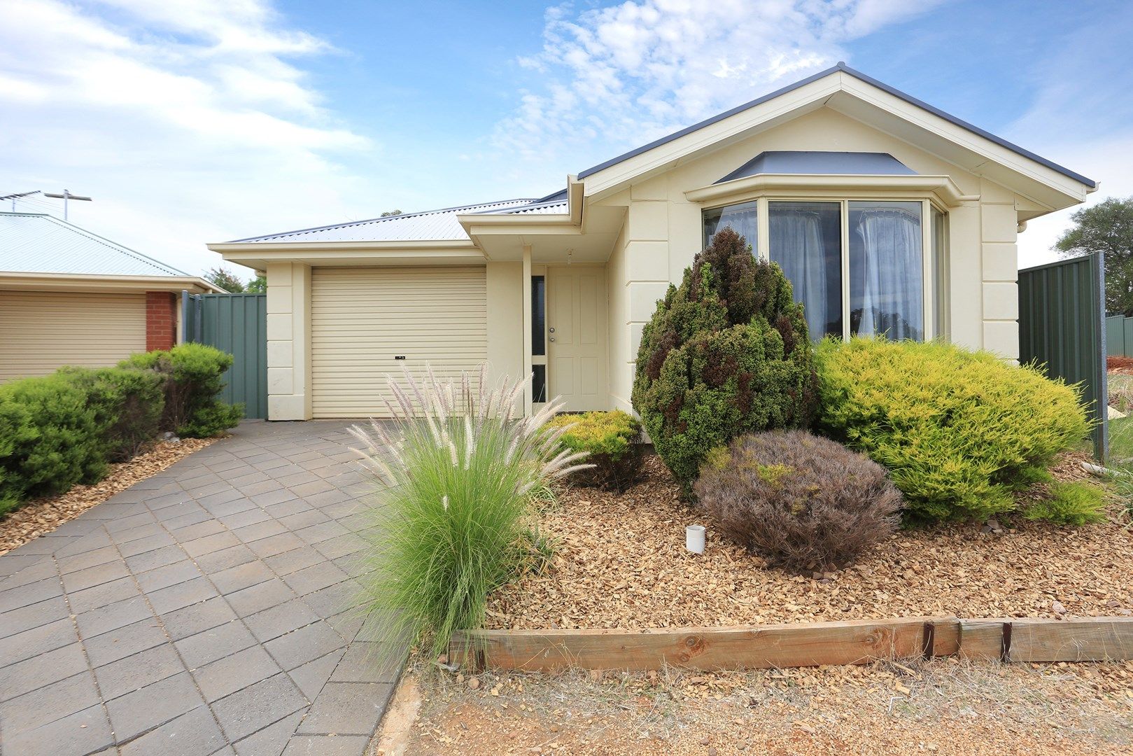 16 Trafalgar Drive, Elizabeth Park SA 5113, Image 0