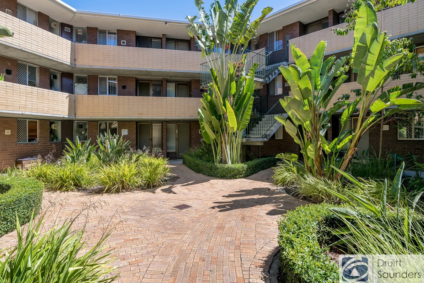 E10/47 Herdsman Parade, Wembley WA 6014