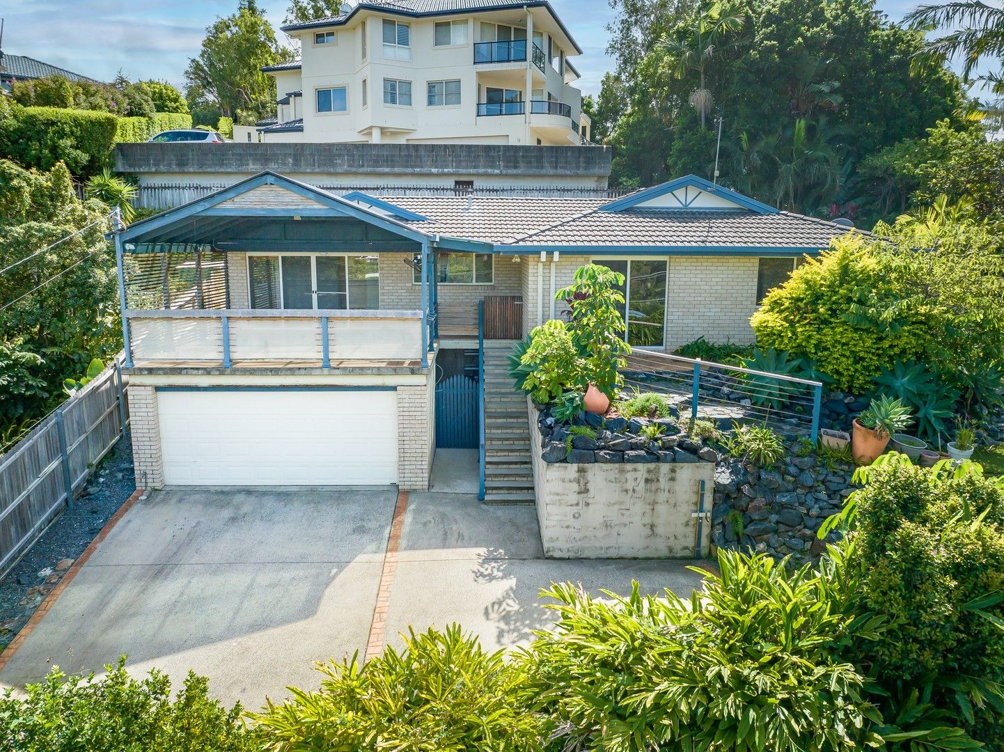 4 bedrooms House in 15 Korora Bay Drive KORORA NSW, 2450