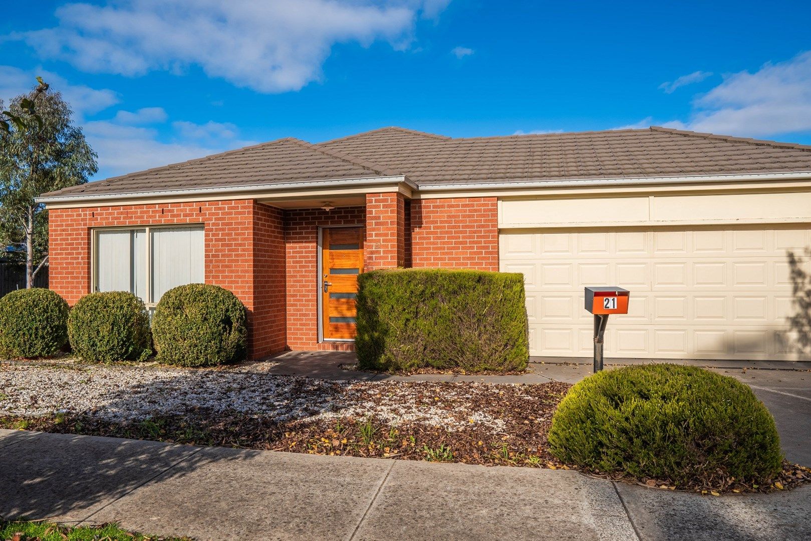 4 bedrooms House in 21 Montpelier Drive BERWICK VIC, 3806