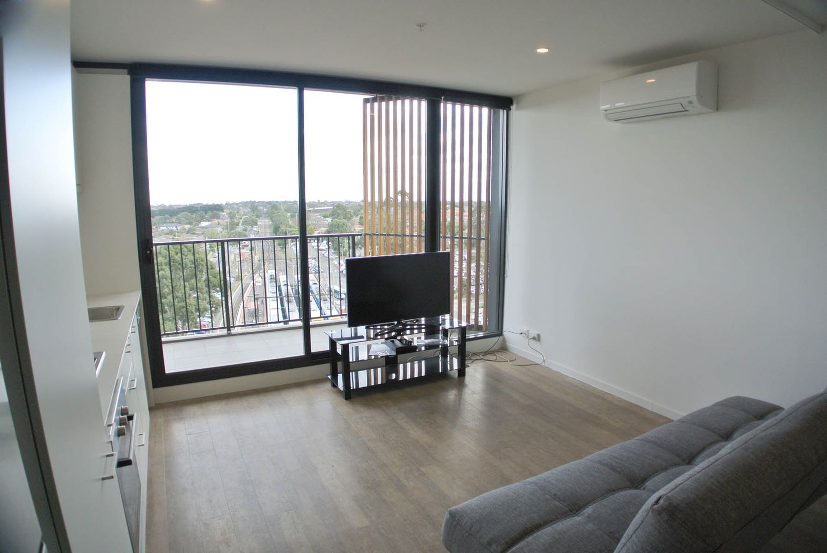 1209a 39 55 Kingsway Glen Waverley Vic 3150 Apartment For Rent 370 Domain