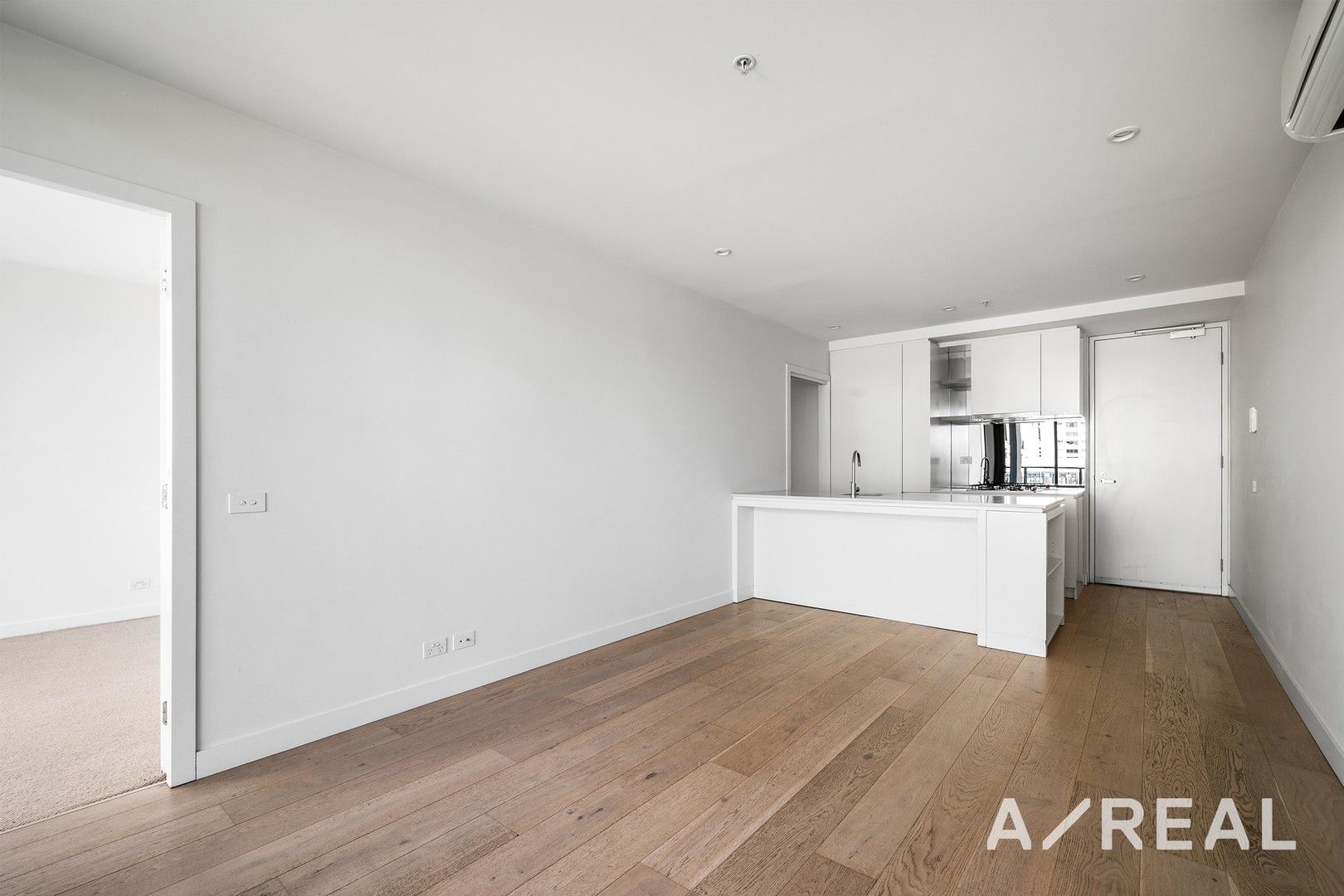 2 bedrooms Apartment / Unit / Flat in 407/140 Dudley Street WEST MELBOURNE VIC, 3003