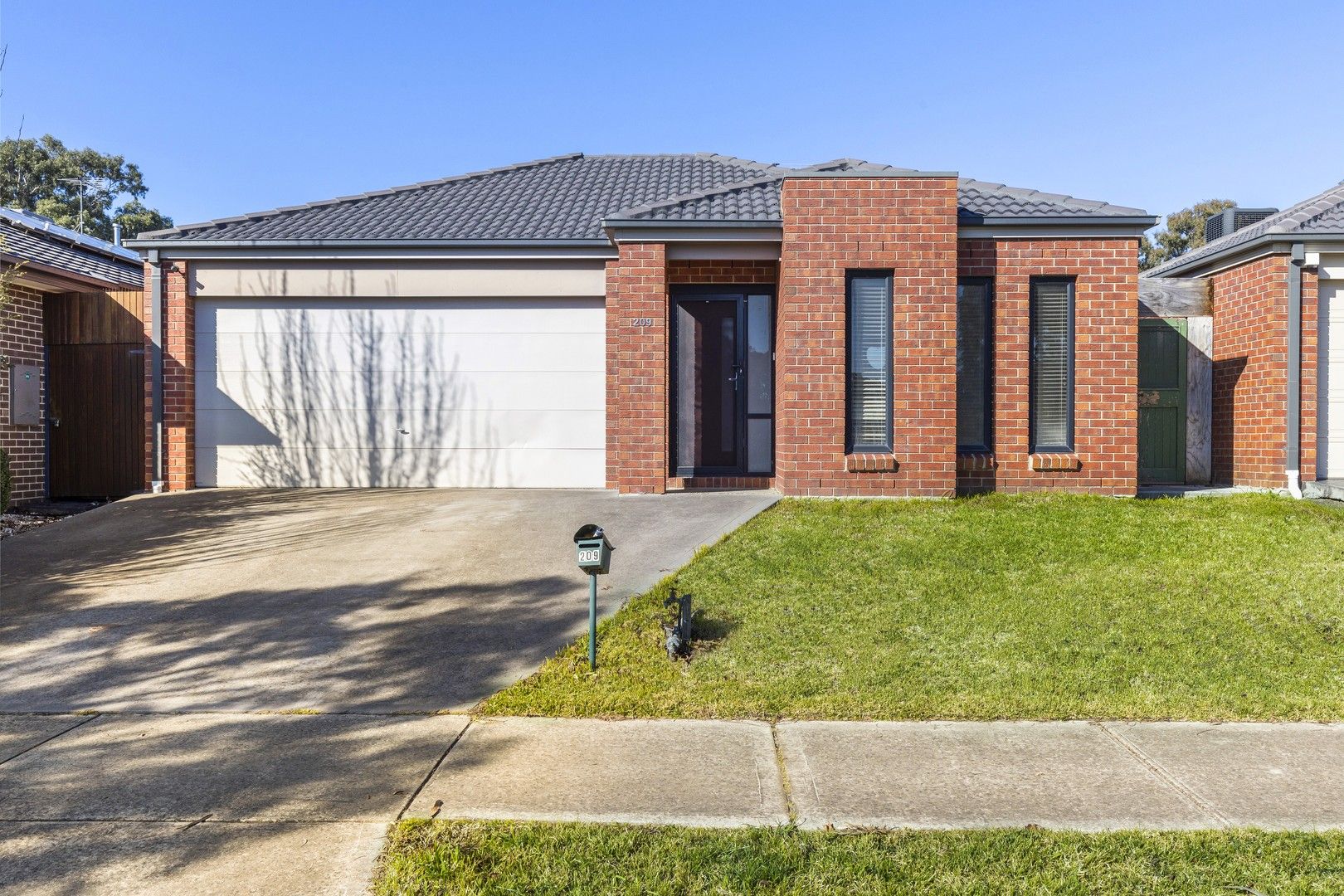 209 Painted Hills Road, Doreen VIC 3754, Image 0