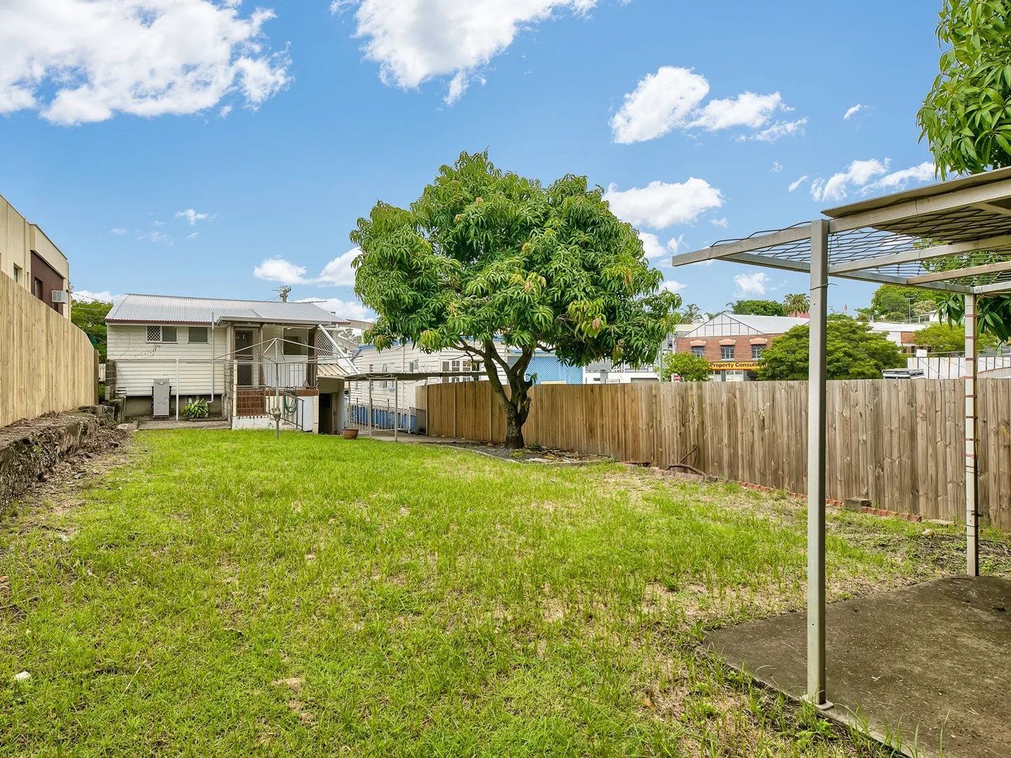 Additional image 4 of Room 2 - 4 Abingdon Street, Woolloongabba QLD 4102