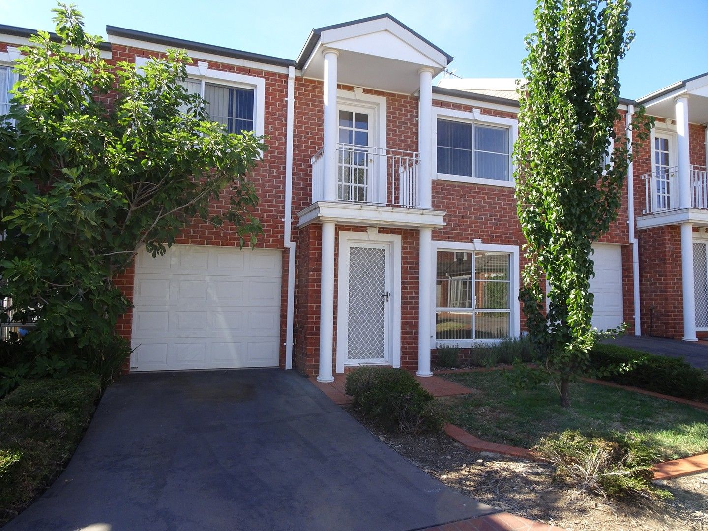2 bedrooms Townhouse in 16/1-5 Goldman Street BRUCE ACT, 2617