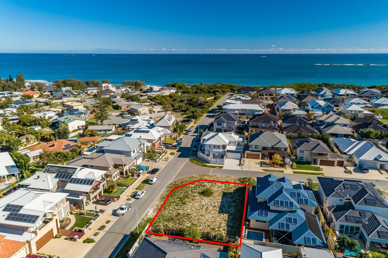 18 Beachside Drive, Burns Beac Property History & Address Research