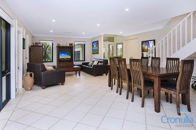 7 Harbour Street, Cronulla NSW 2230, Image 2