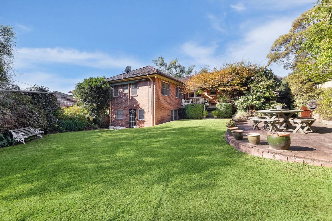 Picture of 30 Fairlawn Avenue, TURRAMURRA NSW 2074