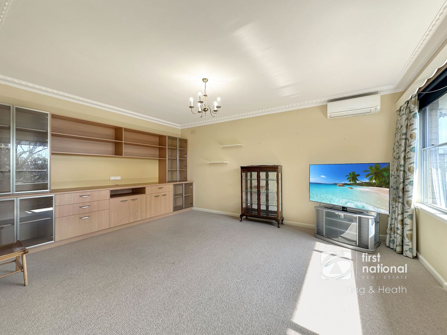 83 Williams Parade, Bairnsdale VIC 3875 House For Rent Domain