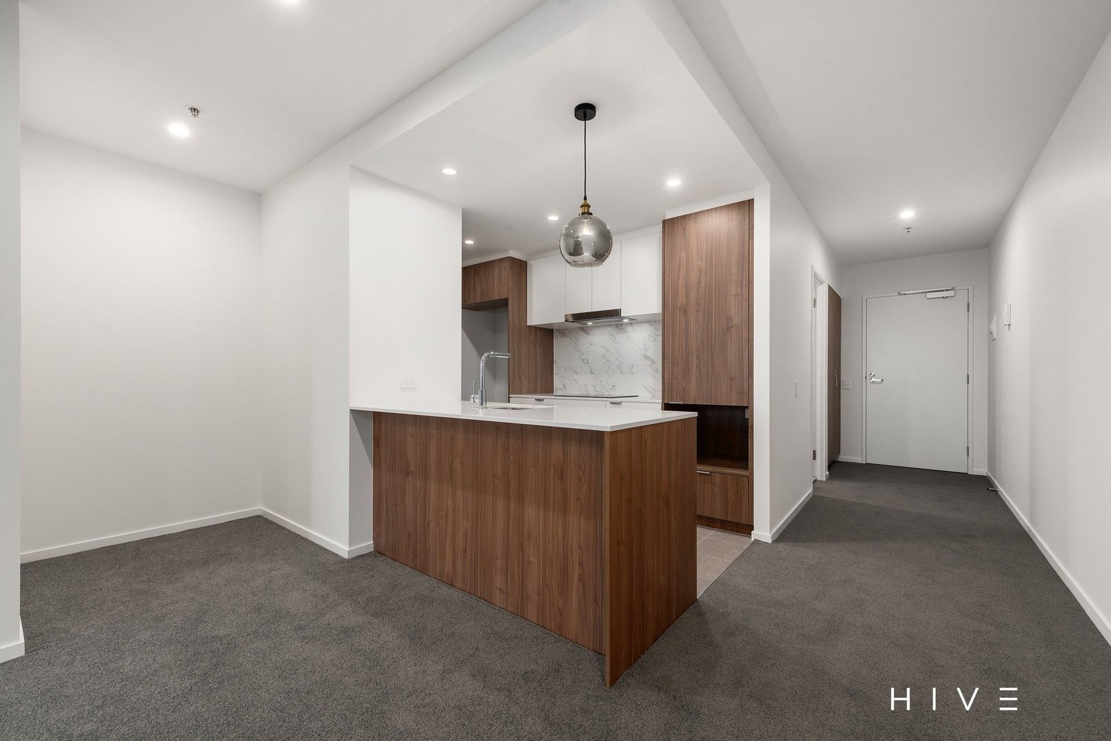 1 bedrooms Apartment / Unit / Flat in 825/15 Bowes Street PHILLIP ACT, 2606