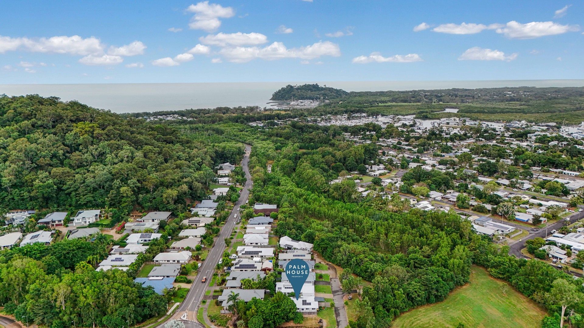 4 bedrooms House in 3 Ebb Close TRINITY BEACH QLD, 4879