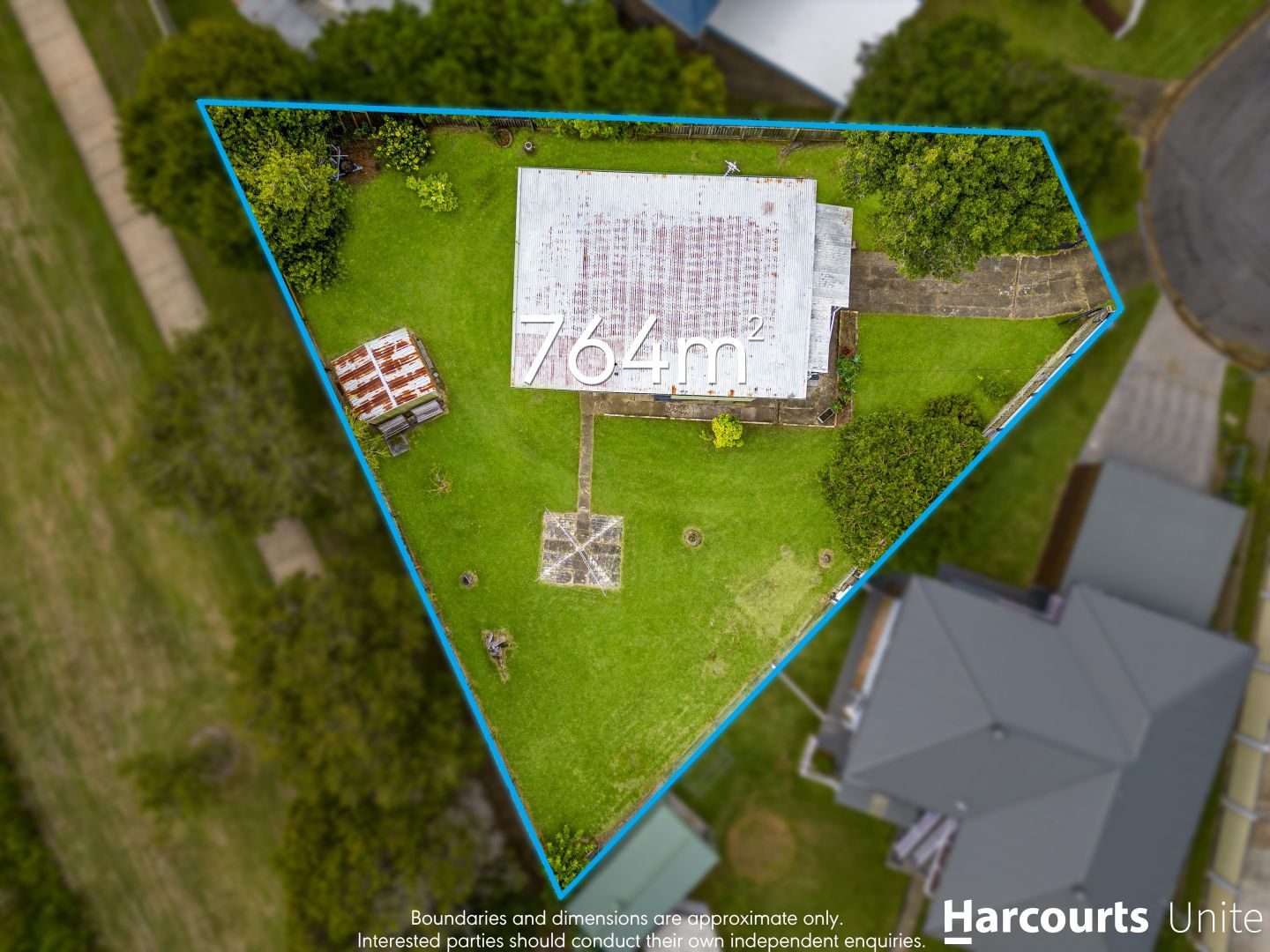 4 Barry Court, Woody Point QLD 4019, Image 2