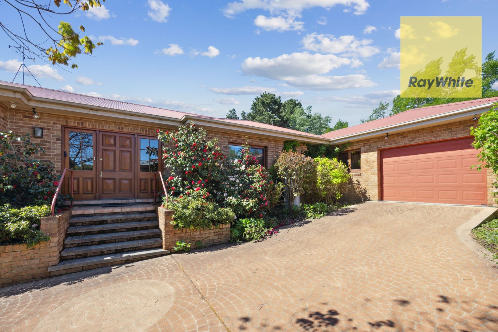 14 Barry Place, Crookwell NSW 2583, Image 2