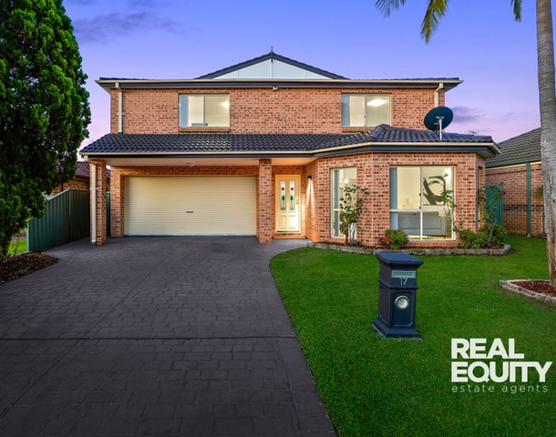 17 Beltana Court, Wattle Grove NSW 2173