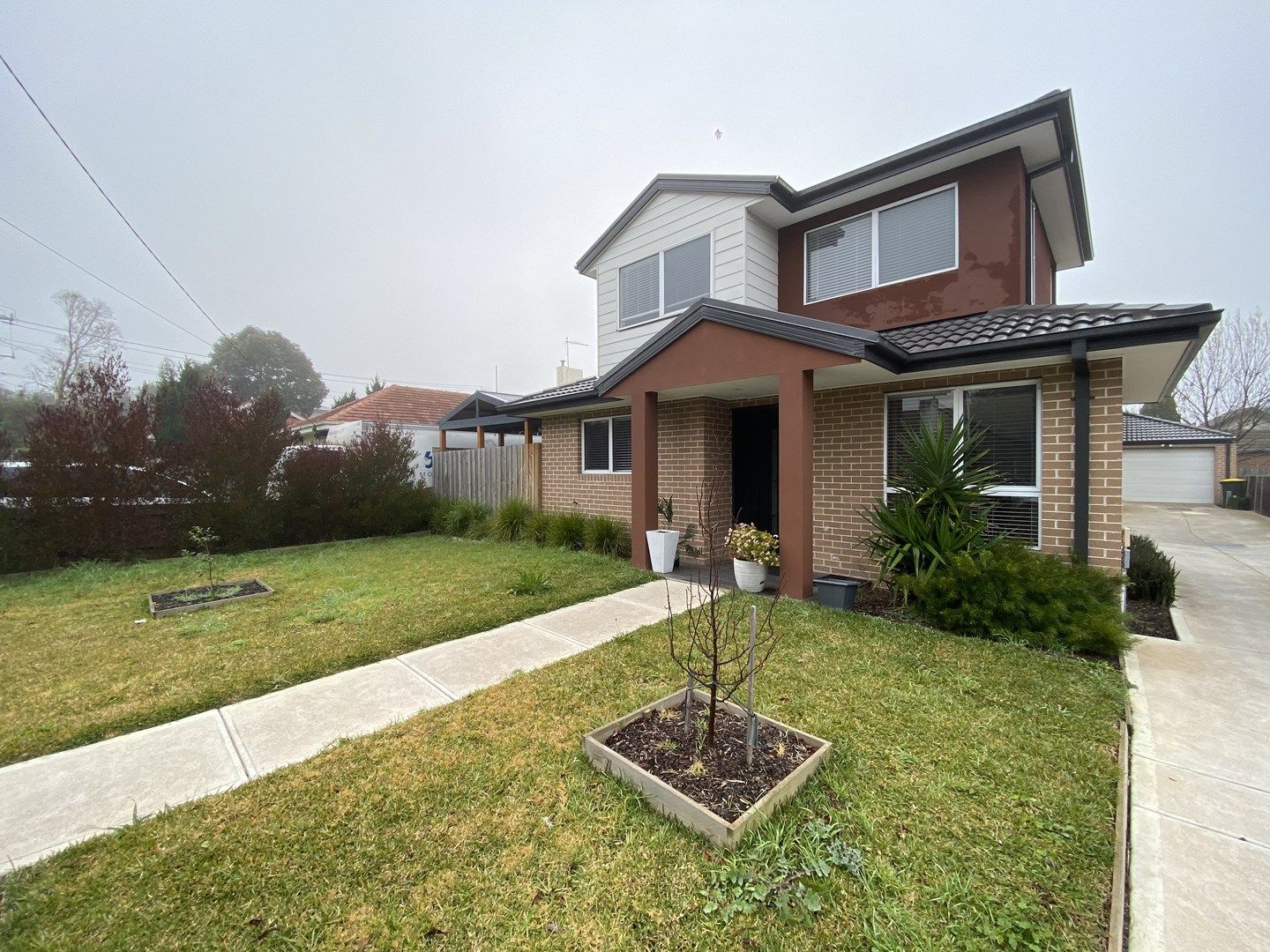 2 bedrooms Townhouse in 1/42 Eisenhower Street RESERVOIR VIC, 3073