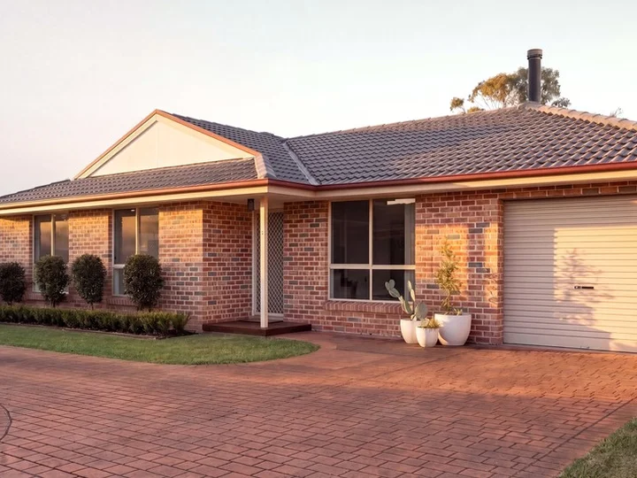 2/27 Glencoe Avenue, Werrington County NSW 2747