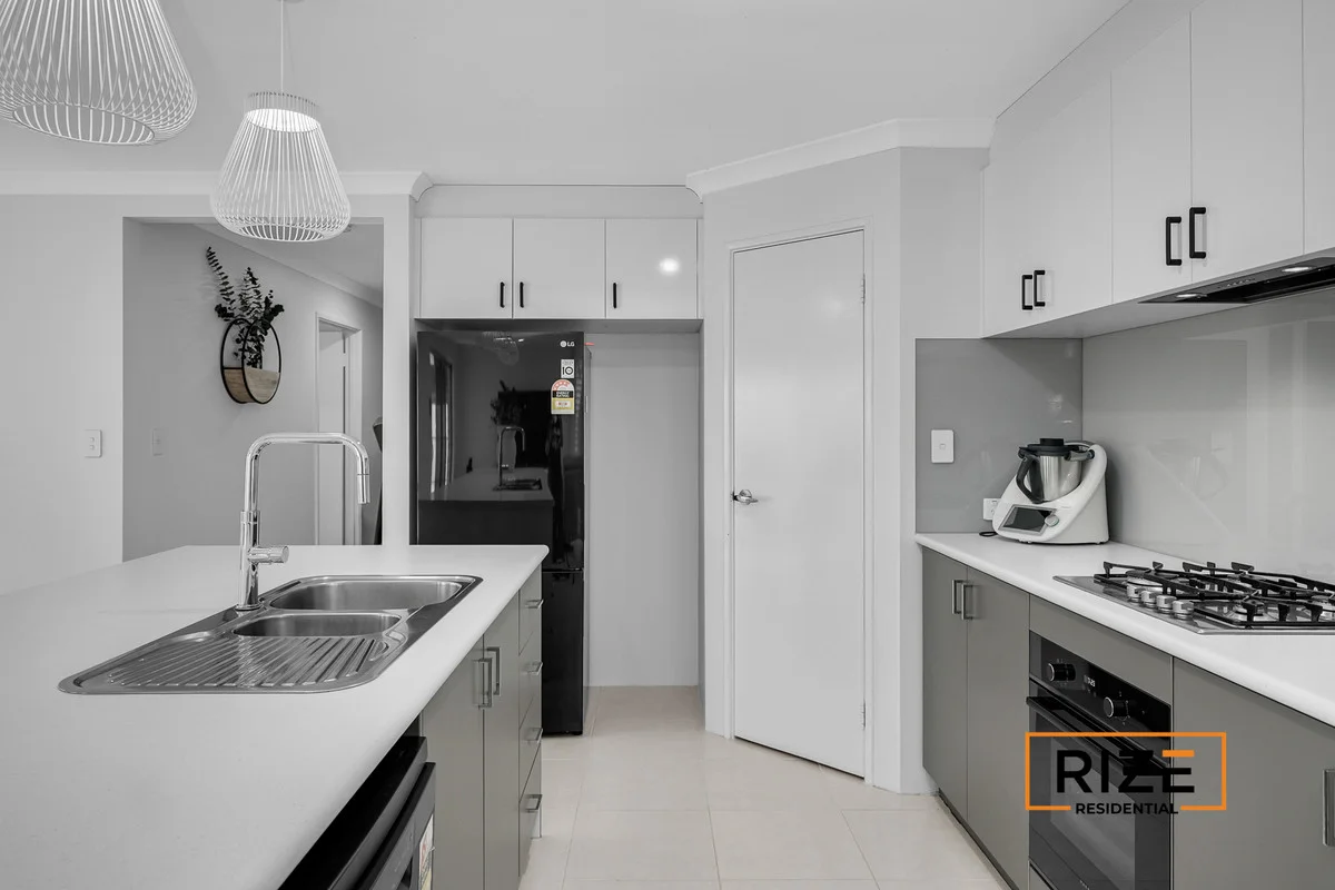 Additional image 15 of 18A Ripplevale Circle, Carramar WA 6031