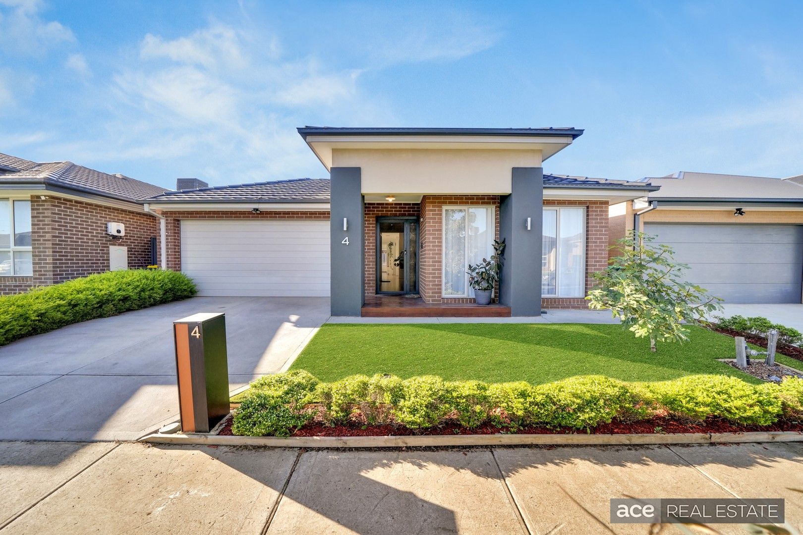 4 bedrooms House in 4 Schiller Street TRUGANINA VIC, 3029