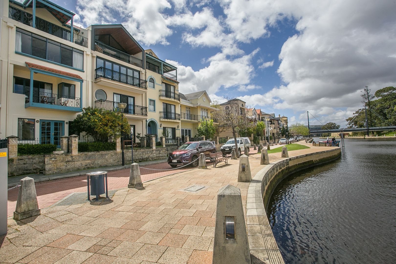 46 Henry Lawson Walk, East Pert Property History & Address Research