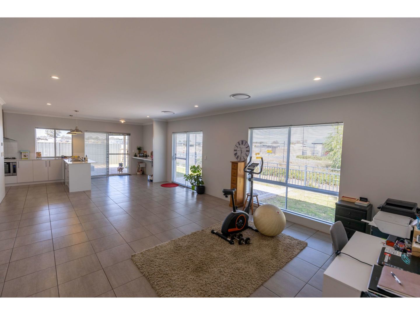 24 Mackerel Avenue, Kealy WA 6280, Image 2