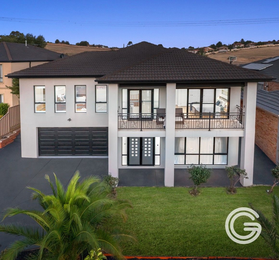 4 bedrooms House in 31 Firth Way GREENVALE VIC, 3059